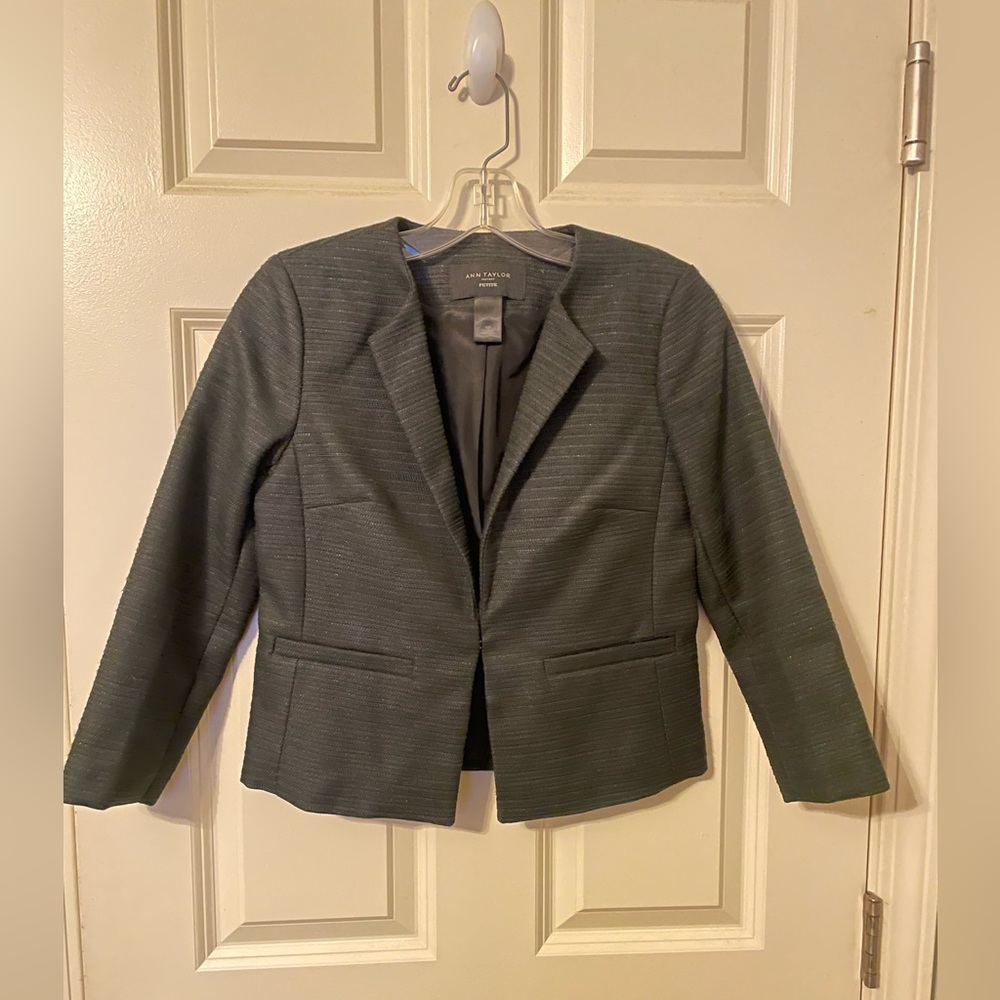 Ann Taylor Blazer & matching pencil skirt
